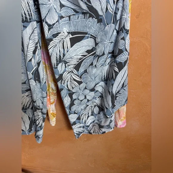 O’Neill Women’s Medium Tropical Wide Leg Jumpsuit Bundle Blue & Yellow - Picture 4 of 9